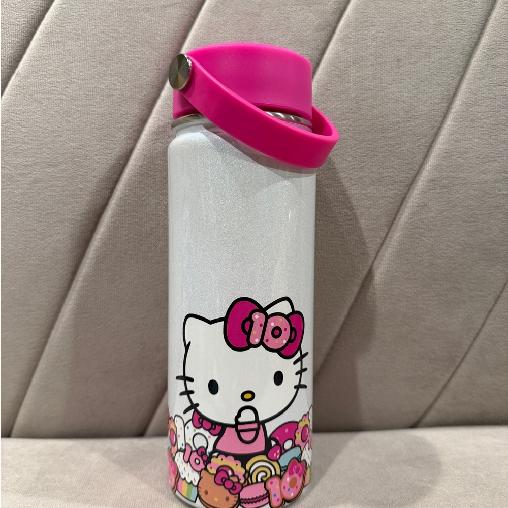 Hello Kitty Cafe 10th anniversary Collector water bottle